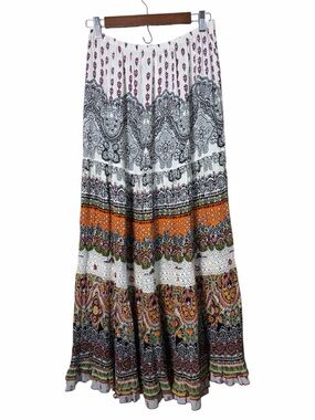 Bila Boho Paisley Tiered Maxi Skirt With Crochet Gypsy Print Size Small